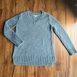 Orvis Gray Chenille V-Neck Ladies Sweater